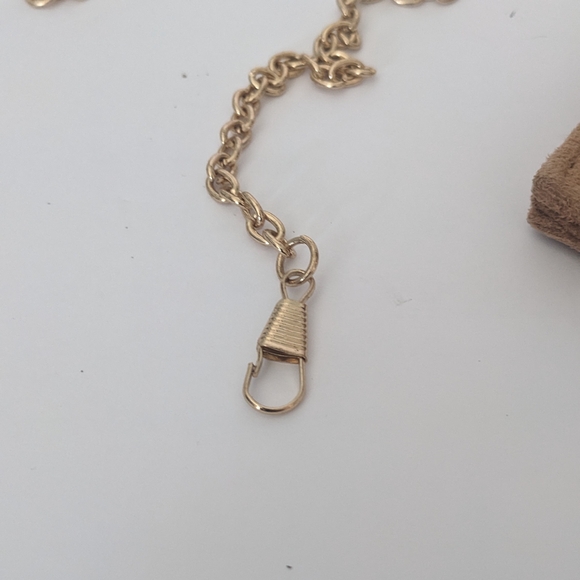 Lisi Leech Chic Tan Clutch with Gold Detailing - Picture 8 of 9